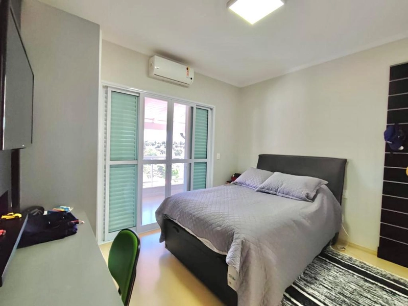 Casa em Condomínio para Venda em Bragança Paulista / SP no bairro Euroville I: 3ª foto da galeria de imagens do imóvel