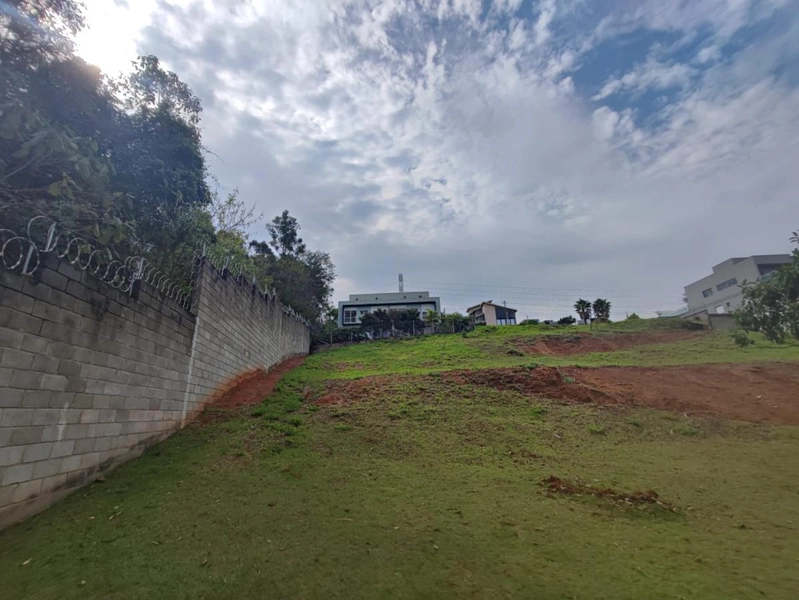 Terreno para Venda em Bragança Paulista / SP no bairro campos do conde: 3ª foto da galeria de imagens do imóvel