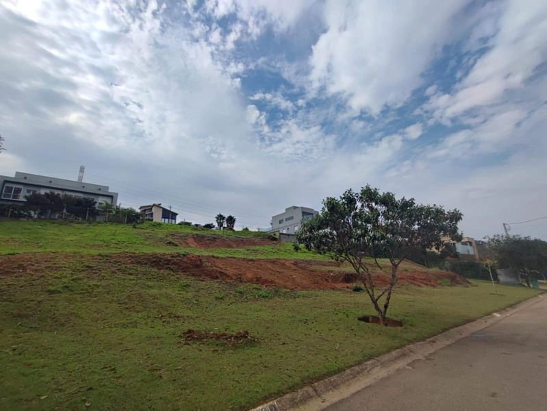 Terreno para Venda em Bragança Paulista / SP no bairro campos do conde: 1ª foto da galeria de imagens do imóvel