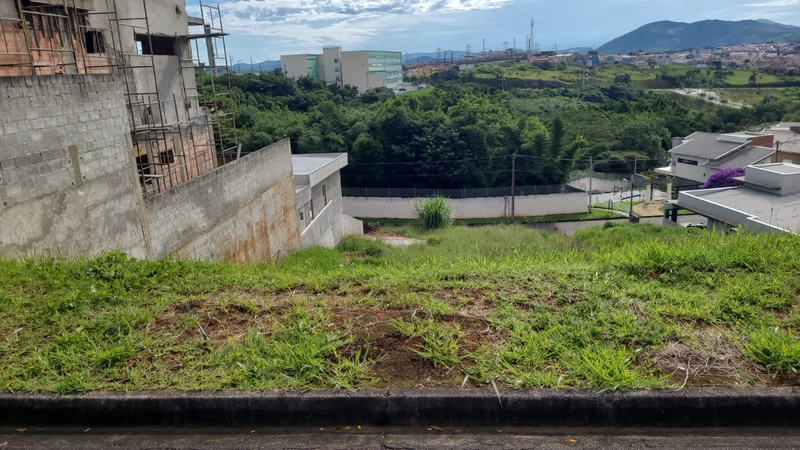 Terreno  - Condomínio Villa Real: 2ª foto da galeria de imagens do imóvel