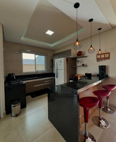 Linda casa térrea em um excelente condomínio em Bragança Paulista: 3ª foto da galeria de imagens do imóvel