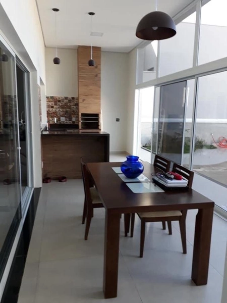 Casa em Condomínio para Venda em Bragança Paulista / SP no bairro Euroville II: 2ª foto da galeria de imagens do imóvel