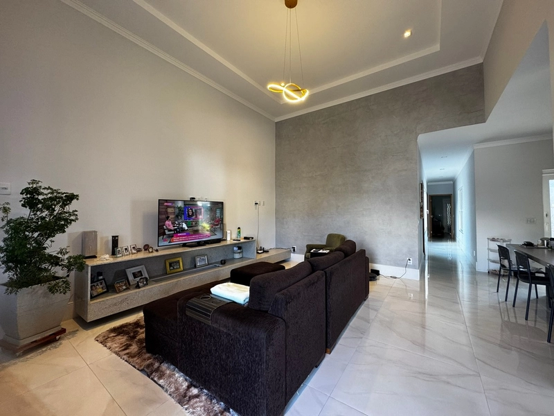 Casa à Venda no Condomínio Portal da Serra – Bragança Paulista/SP: 3ª foto da galeria de imagens do imóvel