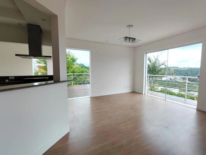 Casa em Condomínio para Venda em Bragança Paulista / SP no bairro Santa Helena I: 2ª foto da galeria de imagens do imóvel