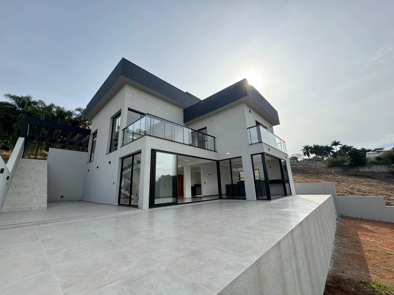 Casa nova recém construída no condomínio Spazio design: 1ª foto da galeria de imagens do imóvel