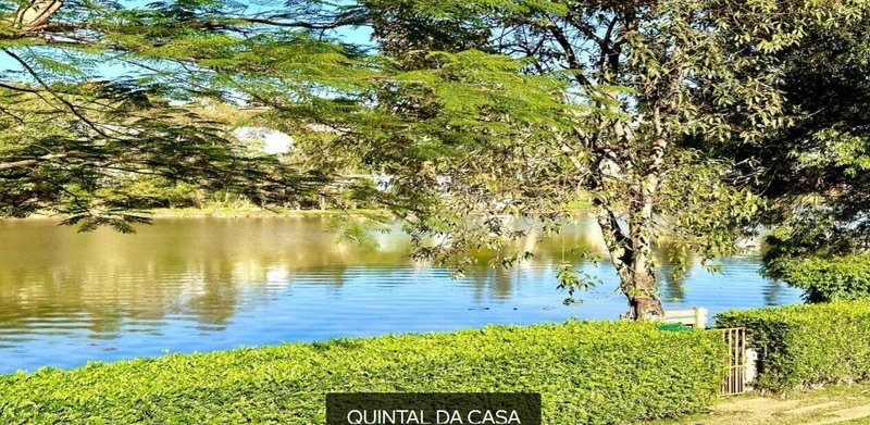 Casa com fundos para área verde e lago no Jardim das Palmeiras.: 3ª foto da galeria de imagens do imóvel