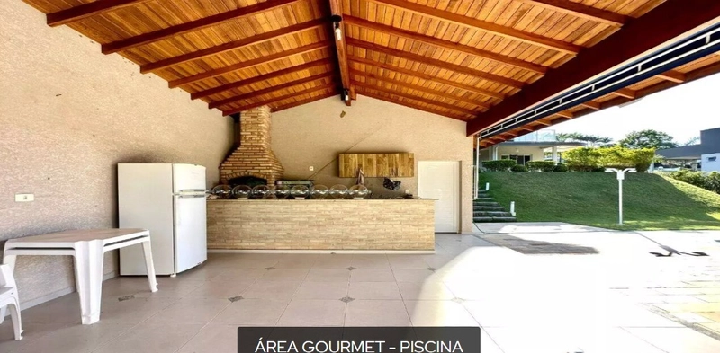 Casa com fundos para área verde e lago no Jardim das Palmeiras.: 4ª foto da galeria de imagens do imóvel