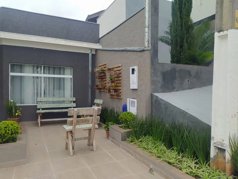 Linda casa no Condomínio portal da serra: 3ª foto da galeria de imagens do imóvel