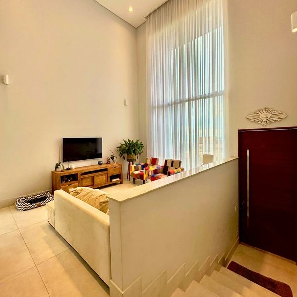 Luxo e Conforto: Casa à Venda no Condomínio Campos do Conde: 2ª foto da galeria de imagens do imóvel