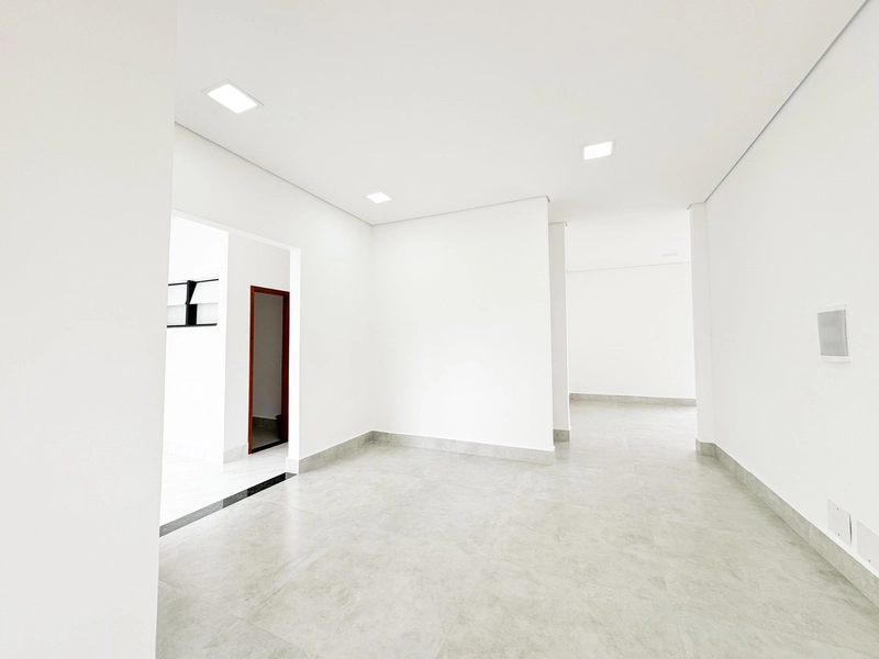 Casa espaçosa e ampla no Villa Real: 7ª foto da galeria de imagens do imóvel