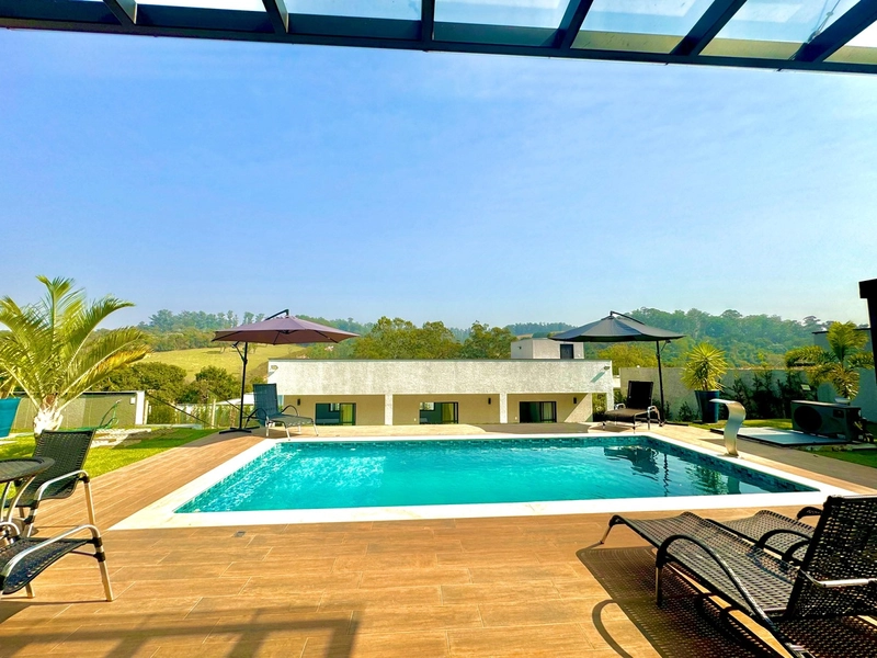 Linda casa no Flamboyan, estilo chácara: 2ª foto da galeria de imagens do imóvel