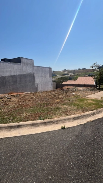 Terreno à venda – Jardim Bonança – Bragança Paulista/SP: 1ª foto da galeria de imagens do imóvel