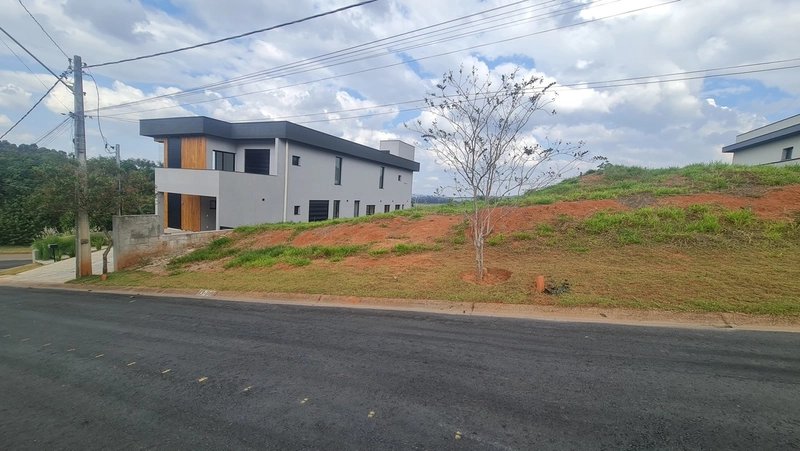 Terreno no condomínio Campos do Conde: 6ª foto da galeria de imagens do imóvel