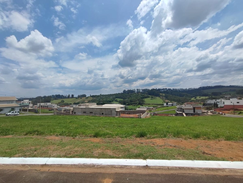 Terreno para Venda em Bragança Paulista / SP no bairro Flamboyant: 1ª foto da galeria de imagens do imóvel