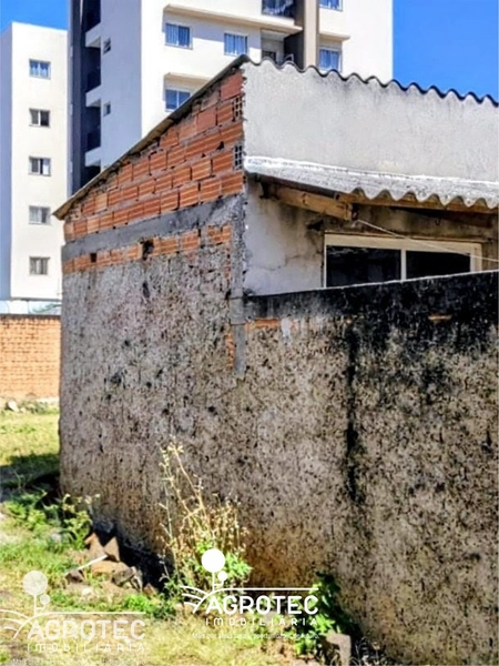 Terreno : 4ª foto da galeria de imagens do imóvel