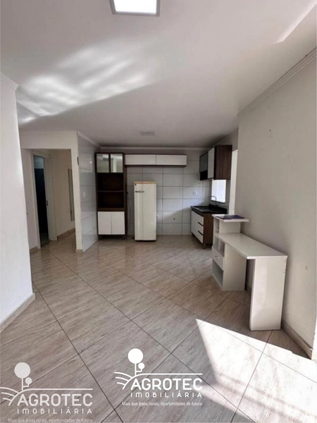 Apartamento : 2ª foto da galeria de imagens do imóvel