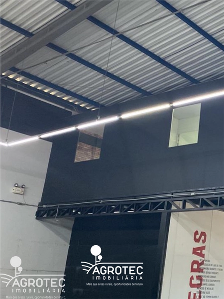 BARRACÃO COMERCIAL PARA LOCAÇÃO – BAIRRO UNIVERSITÁRIO!: 7ª foto da galeria de imagens do imóvel