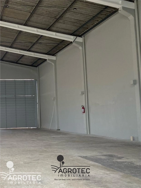 BARRACÃO COMERCIAL PARA LOCAÇÃO – BAIRRO UNIVERSITÁRIO!: 5ª foto da galeria de imagens do imóvel