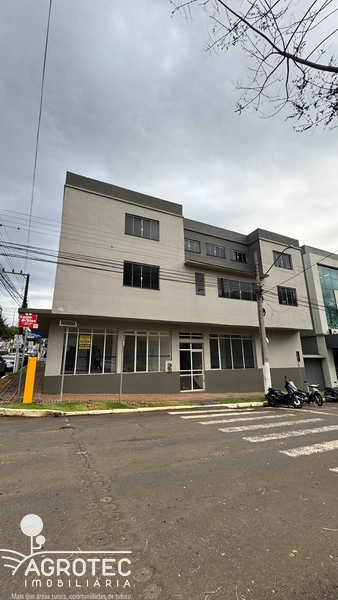 Ótima sala comercial no centro de Chapecó.: 1ª foto da galeria de imagens do imóvel