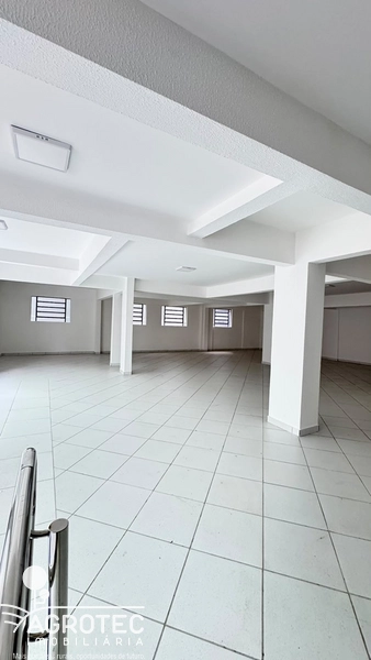 Ótima sala comercial no centro de Chapecó.: 7ª foto da galeria de imagens do imóvel