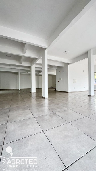 Ótima sala comercial no centro de Chapecó.: 12ª foto da galeria de imagens do imóvel