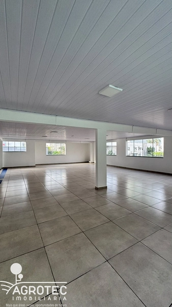 Ótima sala comercial no centro de Chapecó.: 6ª foto da galeria de imagens do imóvel