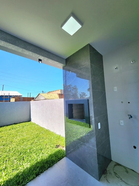 CASA 2 DORMITÓRIOS COM SUÍTE EM CAPÃO NOVO: 4ª foto da galeria de imagens do imóvel