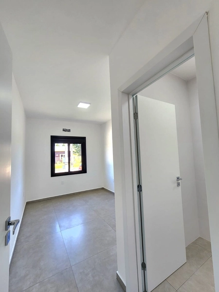 CASA 2 DORMITÓRIOS COM SUÍTE EM CAPÃO NOVO: 13ª foto da galeria de imagens do imóvel