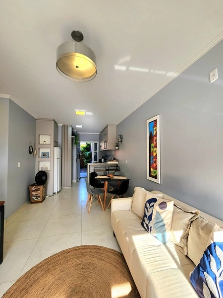 CASA GEMINADA EM CAPÃO NOVO: 18ª foto da galeria de imagens do imóvel