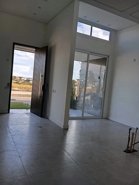 CASA 2 DORMITÓRIOS C/ SUÍTE NOVINHA NO GUARANI: 3ª foto da galeria de imagens do imóvel