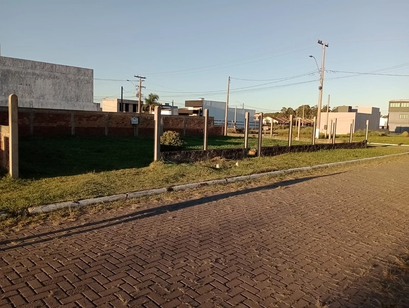 TERRENO À VENDA – AVENIDA CRISTÓVÃO COLOMBO, ESQUINA COM A RUA PRÍNCIPE WILLIAMS: 2ª foto da galeria de imagens do imóvel