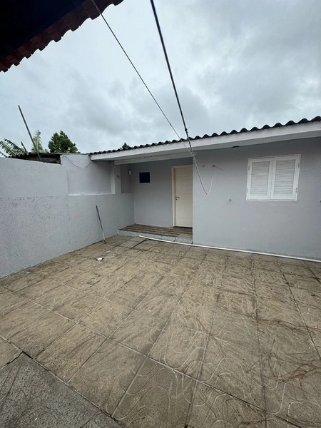 CASA 2 DORMITÓRIOS COM ANEXO EM CAPÃO NOVO : 2ª foto da galeria de imagens do imóvel