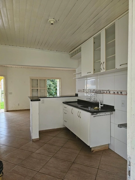 CASA 3 DORMITÓRIOS | TERRENO INTEIRO : 5ª foto da galeria de imagens do imóvel
