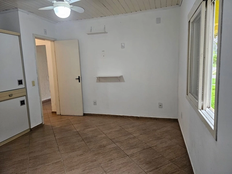 CASA 3 DORMITÓRIOS | TERRENO INTEIRO : 6ª foto da galeria de imagens do imóvel