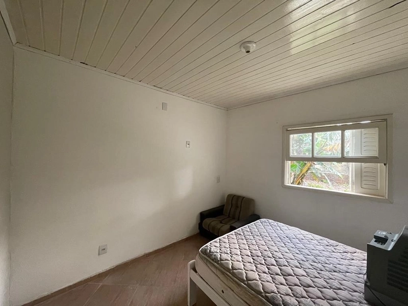 CASA 3 DORMITÓRIOS | TERRENO INTEIRO : 2ª foto da galeria de imagens do imóvel