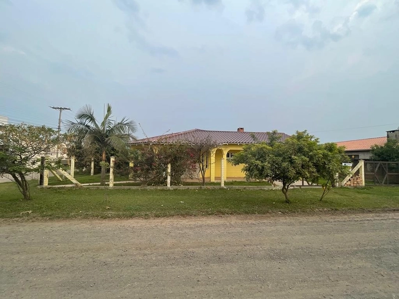 CASA 3 DORMITÓRIOS | TERRENO INTEIRO : 12ª foto da galeria de imagens do imóvel