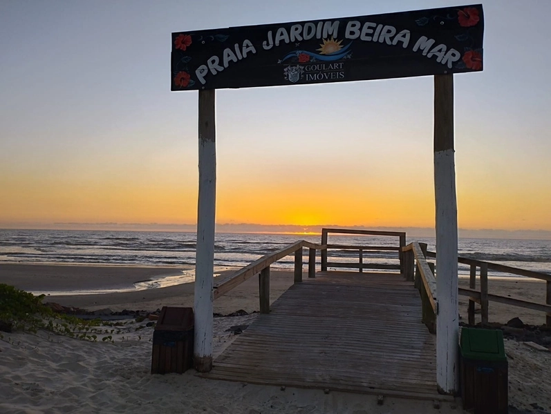 APARTAMENTO NO JARDIM BEIRA MAR PÉ NA AREIA : 9ª foto da galeria de imagens do imóvel