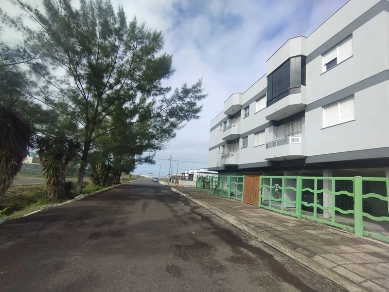 APARTAMENTO NO JARDIM BEIRA MAR PÉ NA AREIA : 8ª foto da galeria de imagens do imóvel