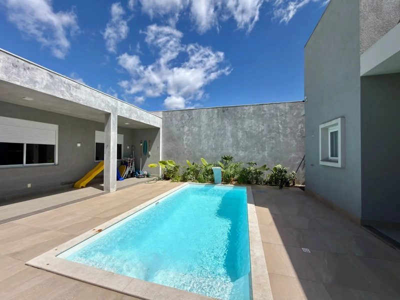 CASA À VENDA EM ATLÂNTIDA: 25ª foto da galeria de imagens do imóvel