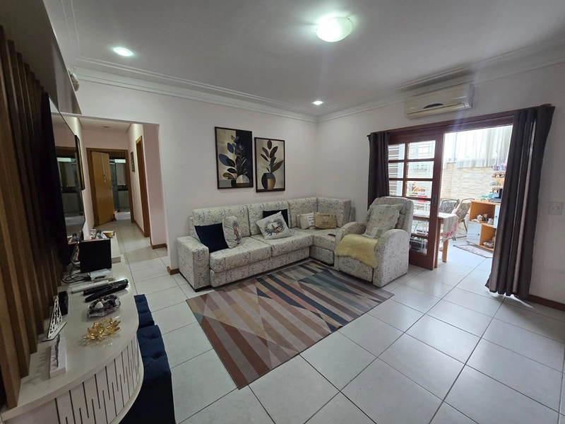 APARTAMENTO 2 DORMITÓRIOS : 1ª foto da galeria de imagens do imóvel