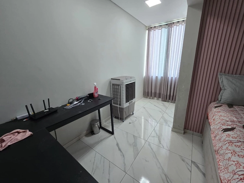 TRIPLEX DE ALTO PADRÃO À VENDA EM CAPÃO DA CANOA: 3ª foto da galeria de imagens do imóvel