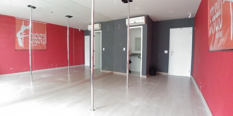 SALA COMERCIAL REFORMADA, EM PONTO ESTRATÉGICO DE NITERÓI: 1ª foto da galeria de imagens do imóvel