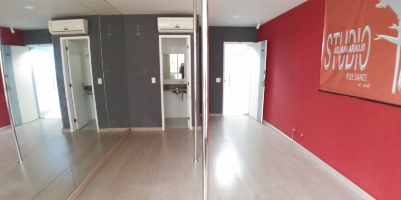 SALA COMERCIAL REFORMADA, EM PONTO ESTRATÉGICO DE NITERÓI: 6ª foto da galeria de imagens do imóvel