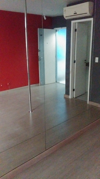 SALA COMERCIAL REFORMADA, EM PONTO ESTRATÉGICO DE NITERÓI: 8ª foto da galeria de imagens do imóvel