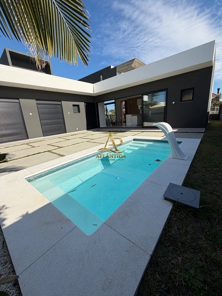 BELÍSSIMA   CASA NOVA A 2 QUADRAS DO MAR: 28ª foto da galeria de imagens do imóvel