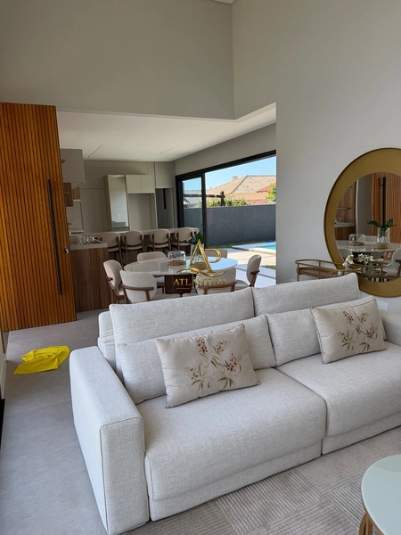BELÍSSIMA   CASA NOVA A 2 QUADRAS DO MAR: 13ª foto da galeria de imagens do imóvel