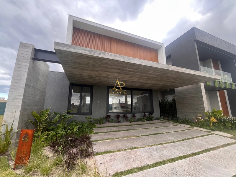Residência exclusiva em condomínio fechado no bairro Maristela, em Xangri-Lá.: 1ª foto da galeria de imagens do imóvel