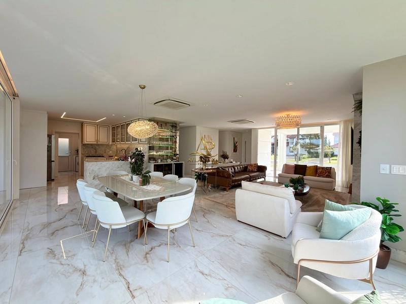 ✨ **Mais do que uma casa, um patrimônio preparado para proporcionar uma experiência única de viver o litoral.**: 8ª foto da galeria de imagens do imóvel