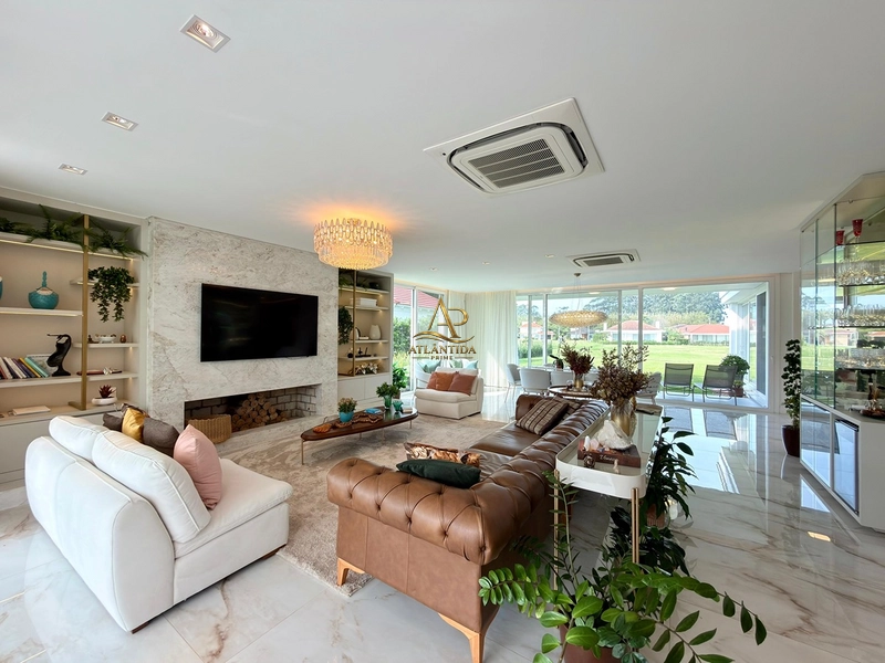 ✨ **Mais do que uma casa, um patrimônio preparado para proporcionar uma experiência única de viver o litoral.**: 3ª foto da galeria de imagens do imóvel