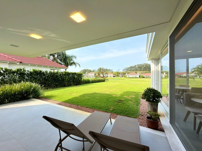 ✨ **Mais do que uma casa, um patrimônio preparado para proporcionar uma experiência única de viver o litoral.**: 14ª foto da galeria de imagens do imóvel